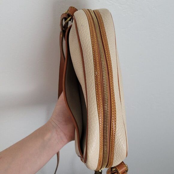 Dooney & Bourke Camera Zip Top Crossbody Bag Leather Cream Beige Brown - Picture 6 of 15